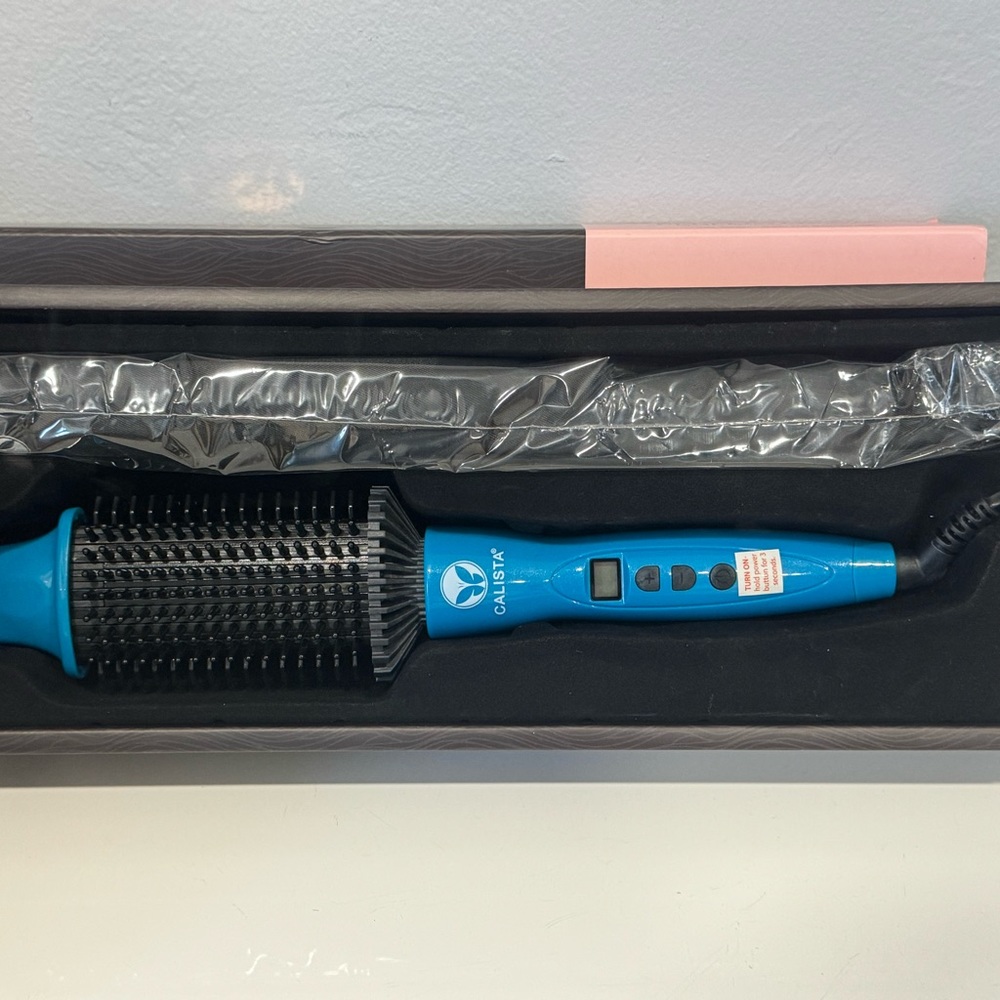 Calista Perfecter Oval Heated  Volumizing Brush 1”